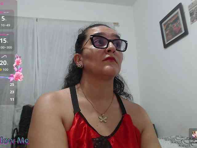 SaimaJayyeb webcam