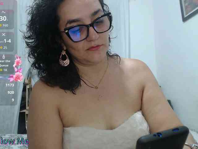 SaimaJayyeb webcam