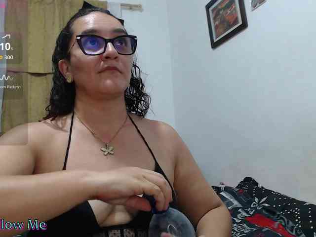 SaimaJayyeb webcam