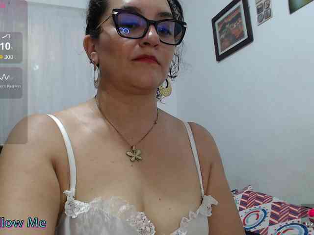 SaimaJayyeb webcam