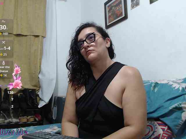 SaimaJayyeb webcam