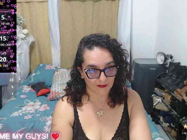 SaimaJayyeb webcam