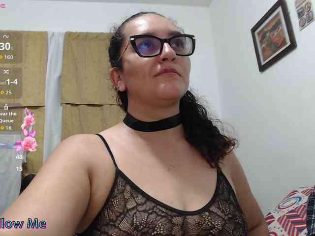 Modèle: SaimaJayyeb
