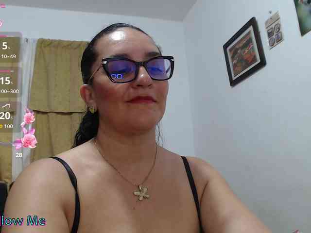SaimaJayyeb webcam