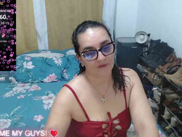 Modèle: SaimaJayyeb