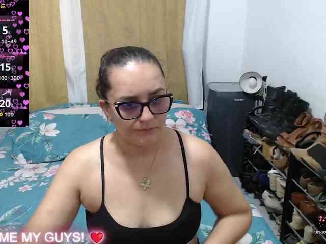 Modèle: SaimaJayyeb