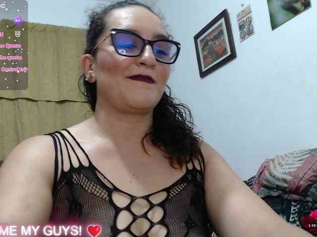 SaimaJayyeb webcam