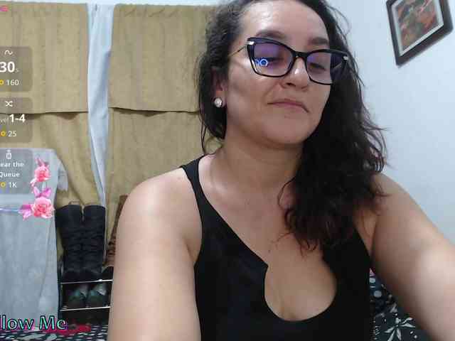 SaimaJayyeb webcam