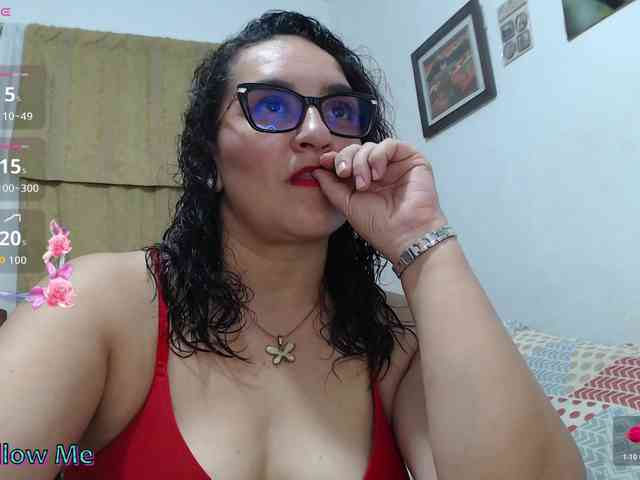 SaimaJayyeb webcam