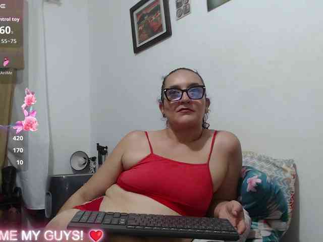 SaimaJayyeb webcam