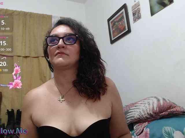 SaimaJayyeb webcam