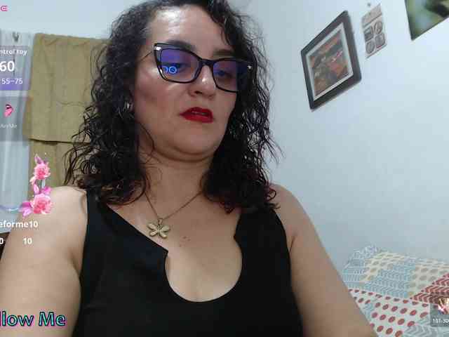 SaimaJayyeb webcam