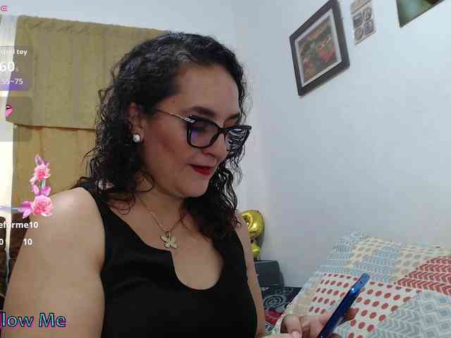 SaimaJayyeb webcam