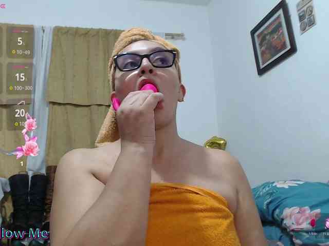 SaimaJayyeb webcam