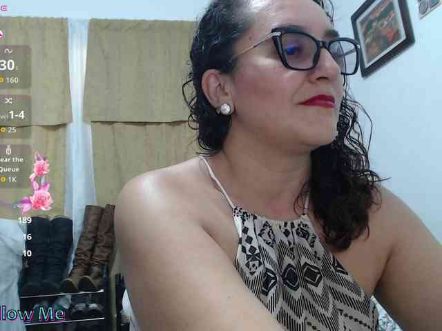 Modèle: SaimaJayyeb