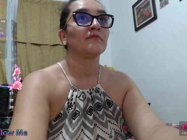 SaimaJayyeb webcam