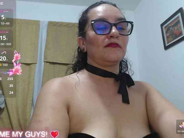SaimaJayyeb webcam