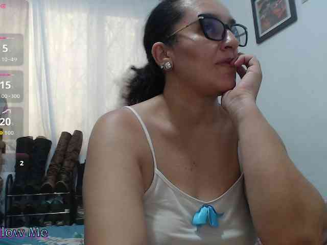 SaimaJayyeb webcam