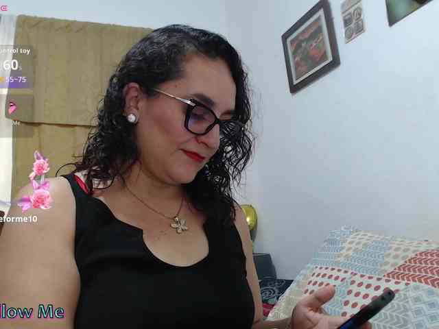 SaimaJayyeb webcam