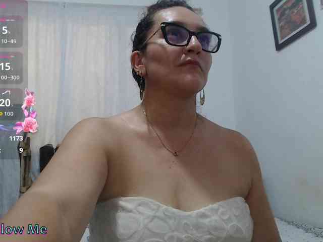 SaimaJayyeb webcam