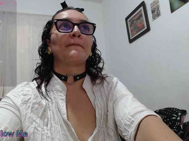 Modèle: SaimaJayyeb