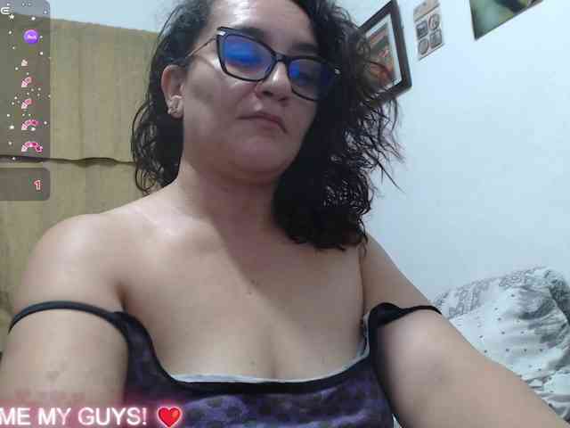 SaimaJayyeb webcam