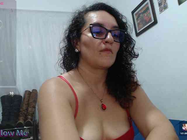 SaimaJayyeb webcam