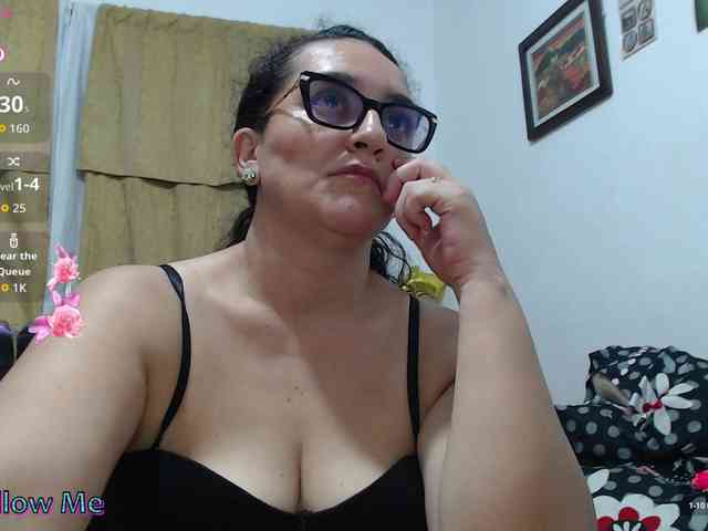 Modèle: SaimaJayyeb