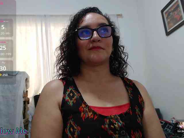 Modèle: SaimaJayyeb