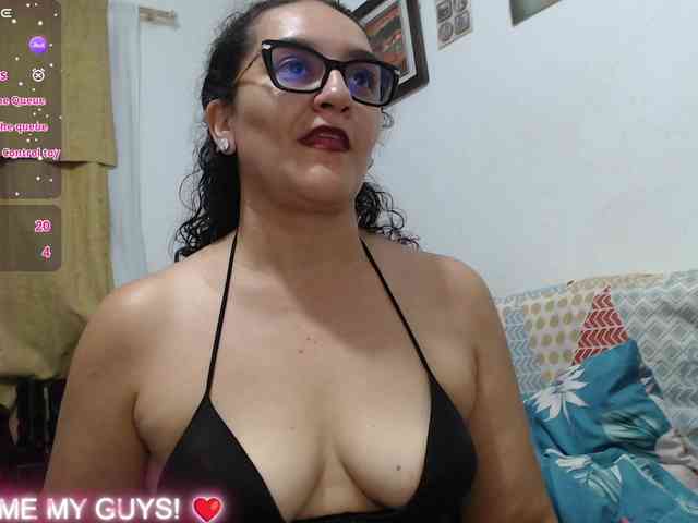 SaimaJayyeb webcam
