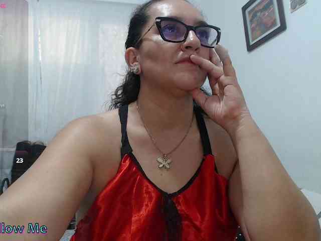 SaimaJayyeb webcam