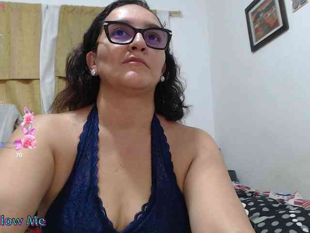 Modelo: SaimaJayyeb