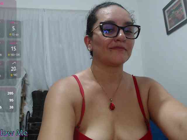 Modèle: SaimaJayyeb