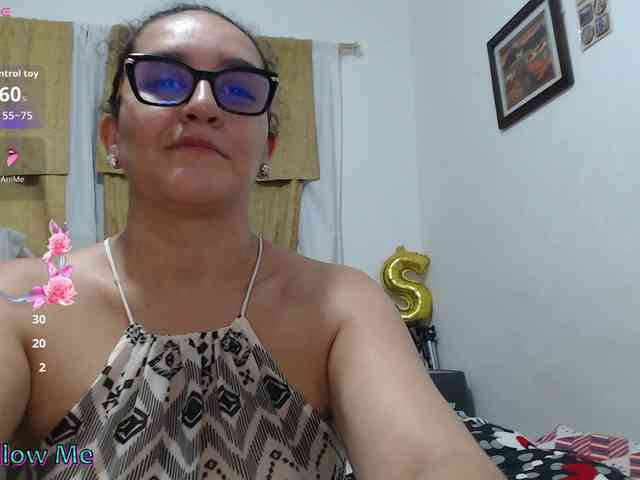SaimaJayyeb webcam