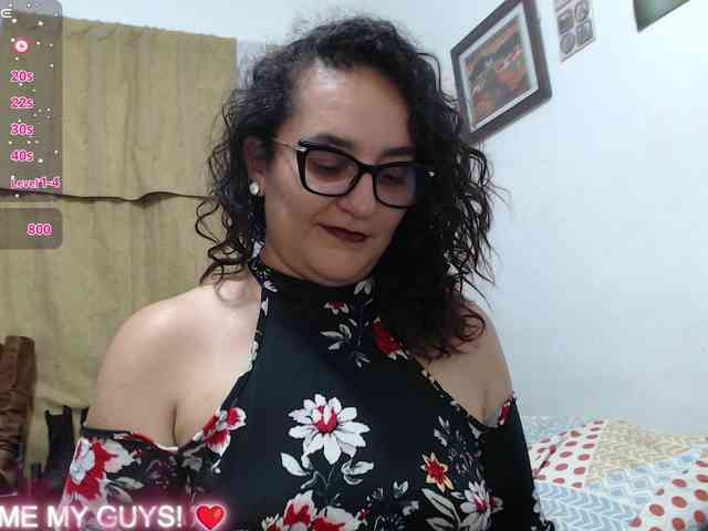 SaimaJayyeb webcam