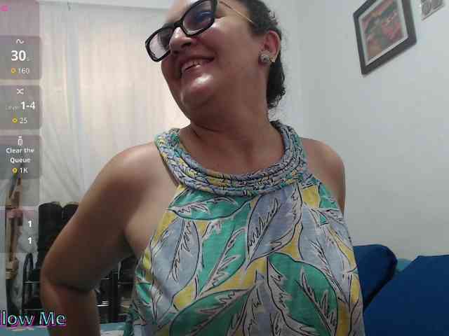 SaimaJayyeb webcam