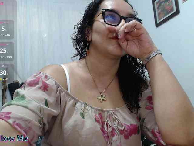 SaimaJayyeb webcam