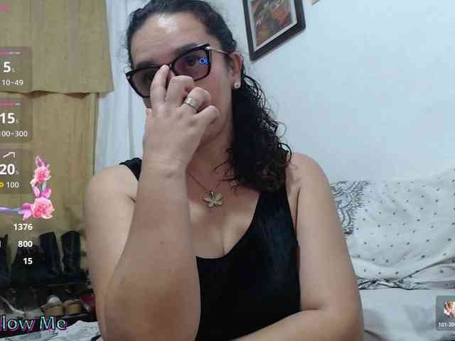 Modèle: SaimaJayyeb