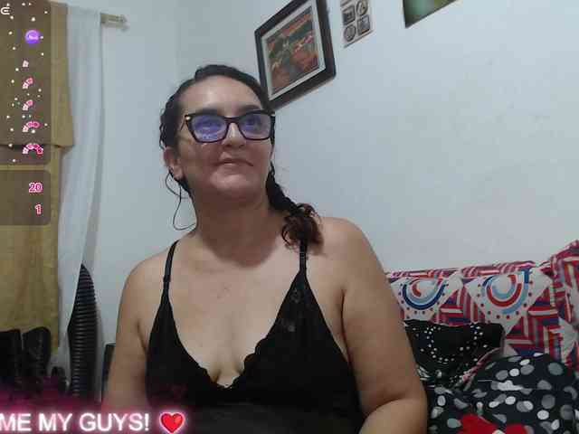 SaimaJayyeb webcam