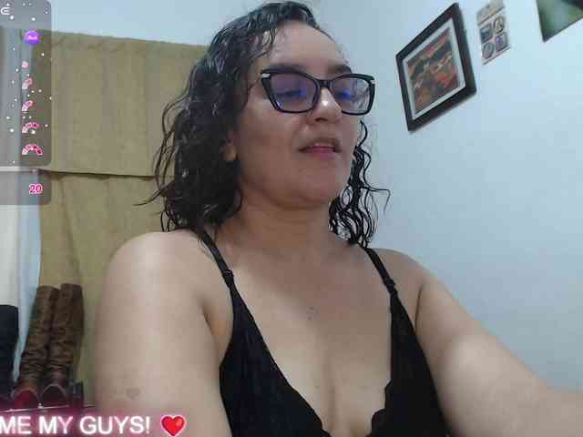 SaimaJayyeb webcam