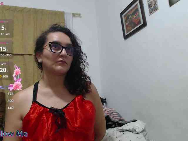 Modèle: SaimaJayyeb