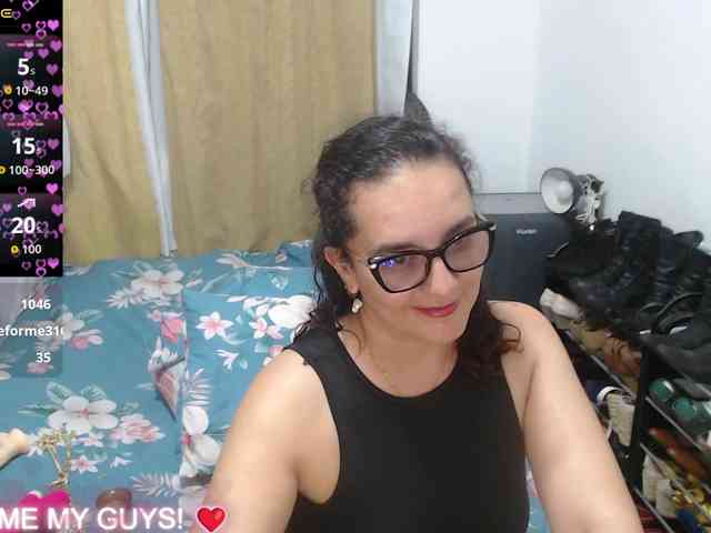 SaimaJayyeb webcam