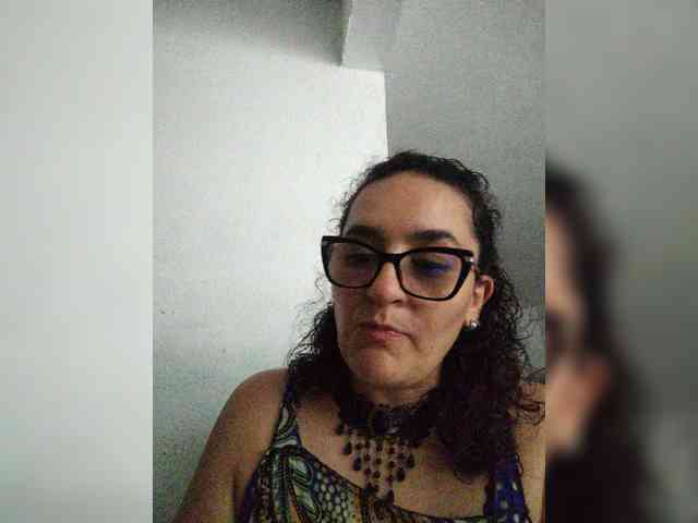 Modèle: SaimaJayyeb