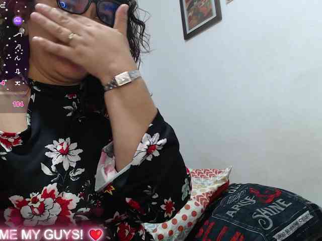 SaimaJayyeb webcam
