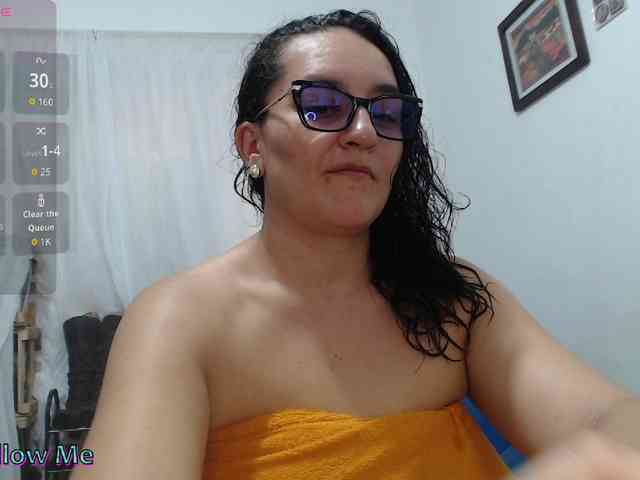 SaimaJayyeb webcam