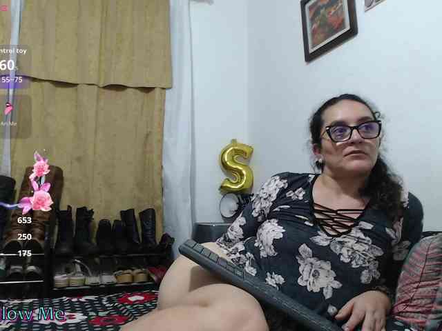 SaimaJayyeb webcam