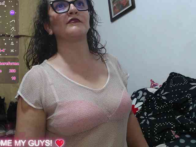 SaimaJayyeb webcam