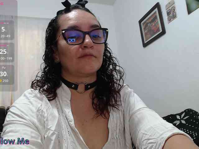 Modèle: SaimaJayyeb
