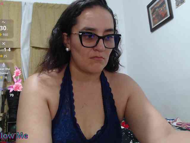 Modèle: SaimaJayyeb