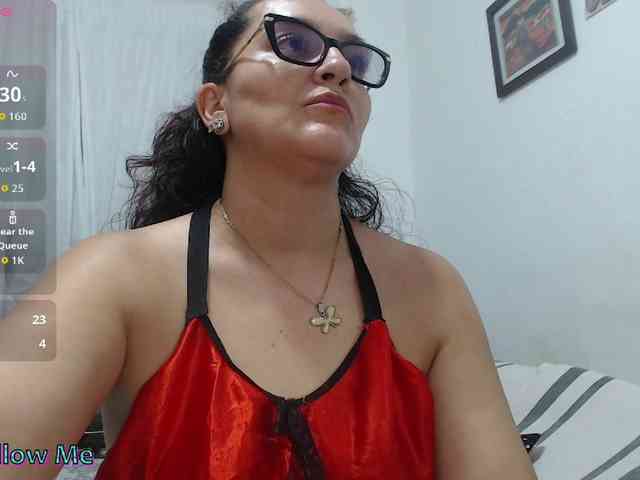 SaimaJayyeb webcam
